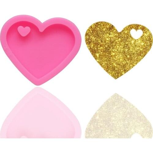 DIY Heart Shaped Keychain Mold with Hole Fudge Chocolate Cake Decoration Mold Mirror Epoxy Jewelry Pendant Mold 4.4*5.2cm