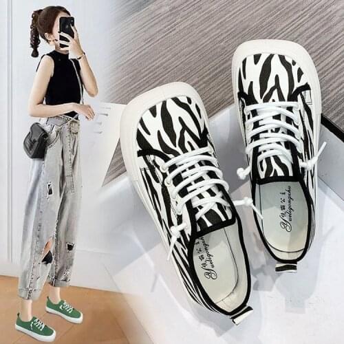 Leopard Print Womens Spring and Autumn Low-cut Lattice Polka Dot Thick-soled Student Pedal Sports Canvas Fashion Womens Shoes
