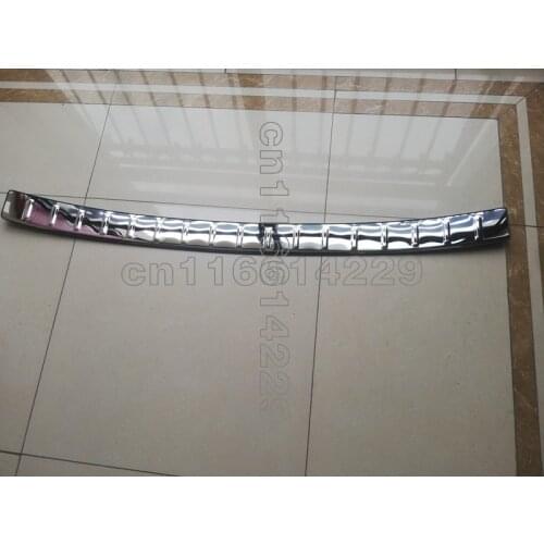 For VW/Volkswagen Touareg 2019 2020 2021 stainless steel Rear Bumper Protector Sill Trunk Tread Plate Trim Car styling