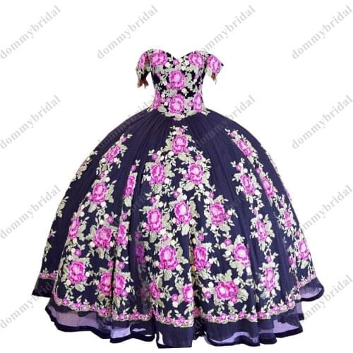 2022 Dramatic African Floral Printed Flowers Off the Shoulder Black Quinceanera Prom Formal Dress Mexican Charro XV Vestiod De