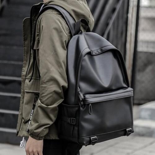 Men Leather Backpacks for Teenager Classic Waterproof 15.6 inch Laptop Backpack USB charging Men Casual Daypacks Mochila Male