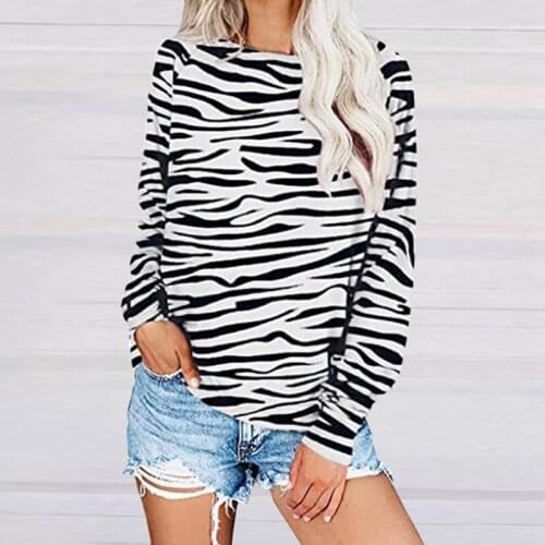 New Hot T-shirt Women Tie-dye Autumn Clothing 2020 New Korean Retro Zebra Pattern Long-sleeved T-shirt Loose Top