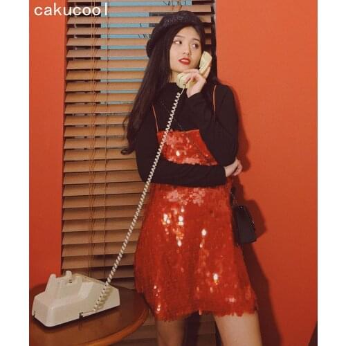 Cakucool V Neck Red Sequined Backless Sexy Dress Women Vintage Mini Dress Shinny Short Christmas Party Club Strap Slip Dresses