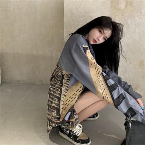 2021 Spring Womens Loose Long Sleeve Shirt Retro Hong Kong Style New Mirage Print Design Niche Shirt Female Loose Women Tops