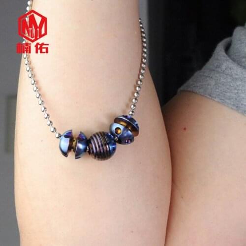 EDC Outdoor Pocket Tool Handmade Titanium Alloy Knife Beads Paracord Pendant Titanium Bracelet Necklace Pendant