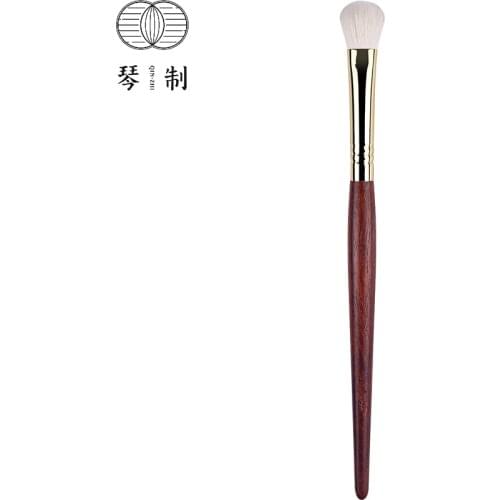 QINZHI Professional Handmade Make Up Brush 136 Large Eye Shadow Brush Soft Cat Tail Hair Makeup Brushes