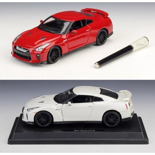 Car Model Toy 1:24 Scale Metal Alloy Classic Car Diecast alloy Model GTR Collection for Kids