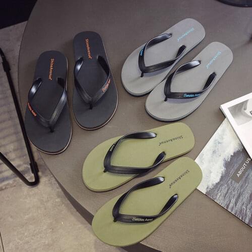 Character slippers men outdoor summer simple non-slip fashion rubber beach shoes trend clip-on personality student slippers