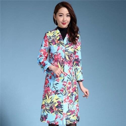Plus size S-5XL 2017 Trench coat women o-Neck jacquard outerwear dobby womens trenches mother cloth Flower coat trenches