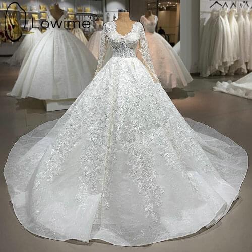 Ivory Long Sleeve Lace Wedding Dresses Robe De Mariee Court Train V Neck Bridal Gowns Custom Made