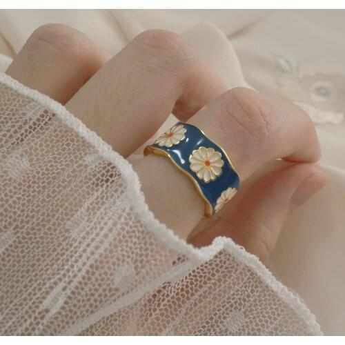 Cute Epoxy Enamel Daisy Gold Adjustable Ring for Women Fashion Jewelry Wedding Engagement Ring Boho