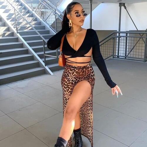 WomenS Short Top Solid Color Deep V-Neck Long-Sleeved Bottoming Shirt 2021 Spring And Autumn New Casual Fashion Sexy Black