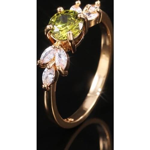 Huitan Delicate Women Wedding Ring Olive Green Round Zircon with Leave Shape Elegant Gold Color Girl Gift Rings Trendy Jewelry