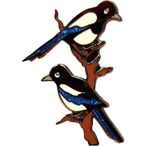 Bird pin