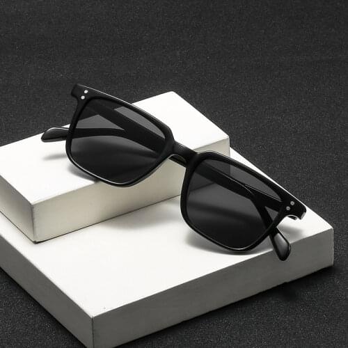 2021 Fashion Cool NDG SUN Style Rectangle Sunglasses Unisex Vintage Rivets Brand Design Sun Glasses Oculos De Sol 3246