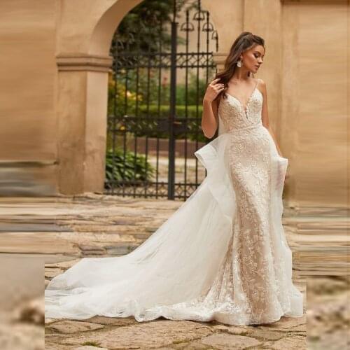 Modern Unique Mermaid Lace Backless Wedding Gowns for Bride V Neckline Spaghetti Straps Sleeveless Bridal Wedding Dresses Latest