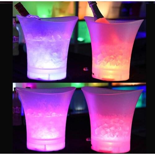 New LED 5L Waterproof Plastic Ice Bucket 6 Color Bars Nightclubs LED Light Up Champagne Beer Bucket Bars Night Party Ice Bucket