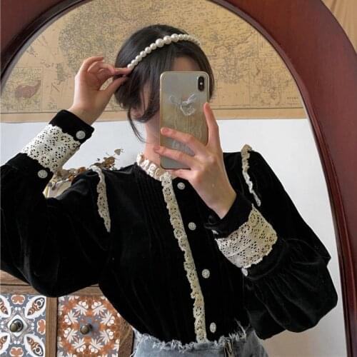 Design feeling restoring ancient ways is the small black lace stitching velvet long sleeve shirt jacket new winter