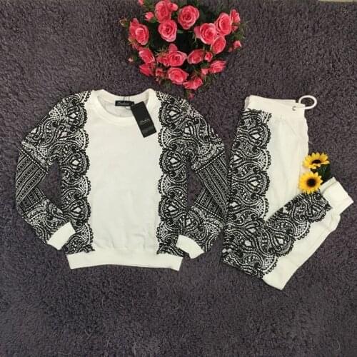 Tracksuit 2019 New fashion women tracksuits sportwear suits cute lace print 2 pices hoodies set suit for women