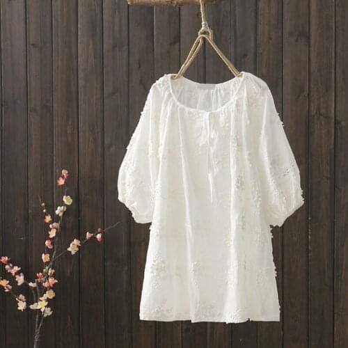 Embroidery Cotton Women Blouse Spring New Half Sleeved Loose White Casual All Match Lady Elegant Pulls Outwear Tops