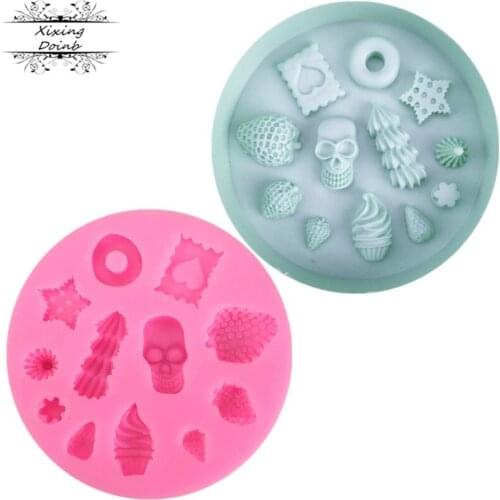 DIY Skull/Christmas Tree/Strawberry Silicone Mold Chocolate Fondant Cake Mould Biscuits Pastry Molds Baking Cake Decoration Tool