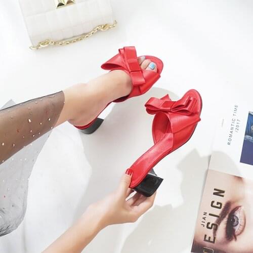 Round head thick with open toe sandals and slippers 2019 summer new womens shoes Wearing a bow with flat slippers