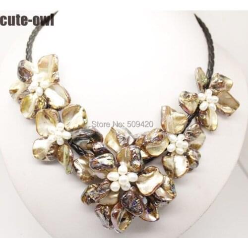 Free Shipping >>>>>Baroque Brown shell pearl bead MOP five flowers necklace statement