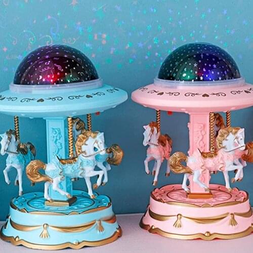 Merry-go-round music boxes Geometric Music baby room decoration Gifts Unisex Wooden Christmas Horse Carousel Box home decor 1pc