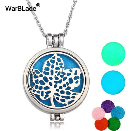 WBL Hollow Luminous Maple Leaves Necklaces Aromatherapy Locket Pendant Perfume Essential Oil Diffuser Necklace Glowing In Dark