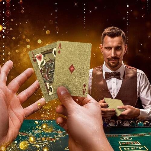 Golden Playing Cards Deck Of Gold Foil Pokers Set Magic Cards 24K Gold Plastic Foil Pokers Durable Waterproof Cards Magic Party