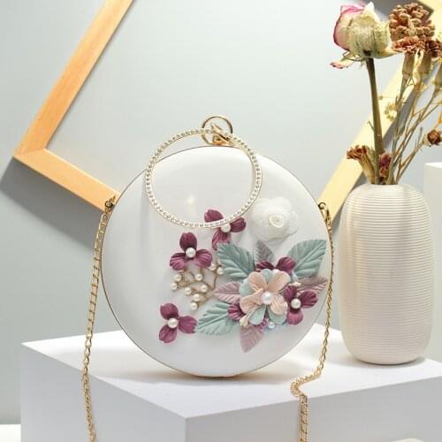 2018 New Womens Diamond-encrusted Pearl Evening Bag Flower Small Round Bag Fashion Girl Shoulder Bag Wedding Bag