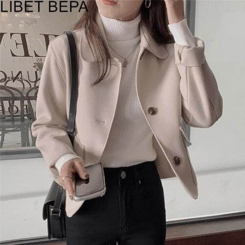New 2021 Autumn Winter Women Jacket Pockets Turn-Down Collar Oversized Wild Outerwear Woolen Vintage Buttons Short Tops JK2210