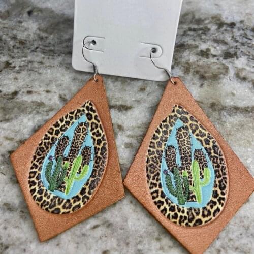 2021 New Diamond-shaped Leopard Print Simple Pu Earrings Female Personality Retro Temperament Cactus Earrings Gifts Wholesale