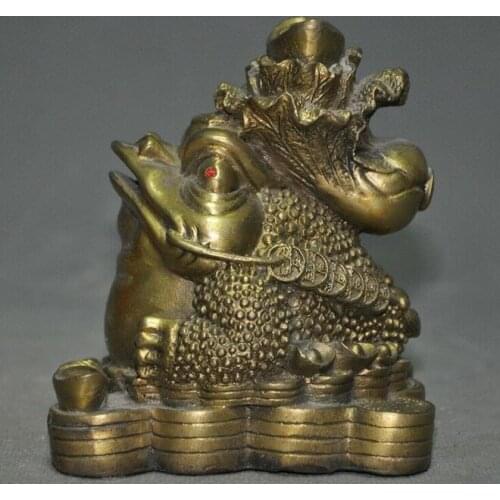 Chinese brass Cabbage wealth yuan bao coin Golden Toad hoptoad spittor statue