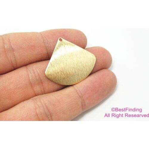 10pcs Brass pendant 27x29mm Textured sector Raw brass earrings charm -R037