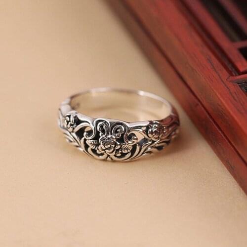 MENGYI Novel Design Black Vintage Rose Flower Vine Finger Rings for Women Jewelry Christmas Party Gift