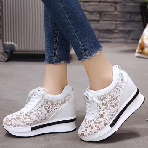 White shoes Summer New Lace Breathable Sneakers Women Shoes Comfortable Casual Woman Platform sneakers Wedge Shoes women