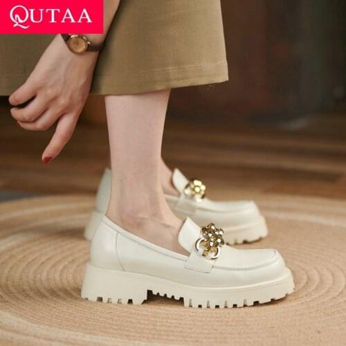 QUTAA 2021 Autumn Round Toe Square Low Heels Genuine Leather Slip On Female Pumps Fashion Platform Women Shoes Size 34-43