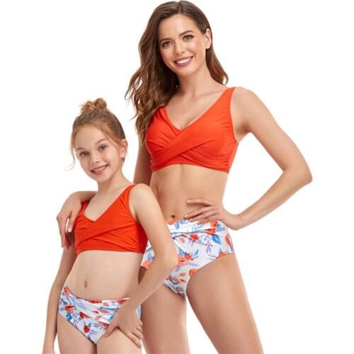 Family Matching Swimwear Mommy and Daughter Swimsuits Woman Girls Summer Bikini Macthing Outfit Baby Girl Clothes