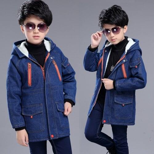 Boy Denim Jacket New Childrens Clothing Plus Velvet Thick Warm Coat Hooded Childrens Baby Handsome Cowboy Cotton Jacket
