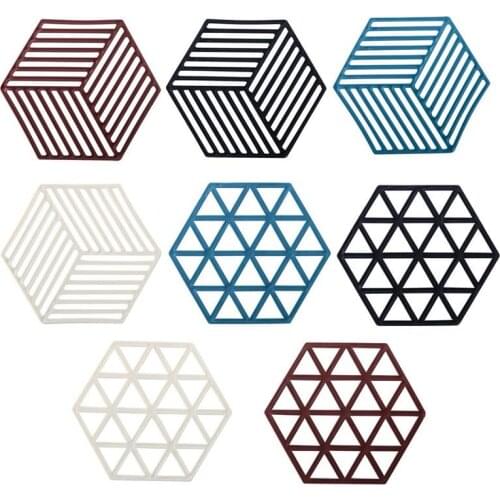 8PCS PVC Insulation Anti-scalding Placemat Non-slip Hot Pot Mat Placemat Hot Pan Pot Holder Pads Kitchen tools for Kitchen