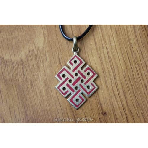 PN085 Tibetan Brass Red Stone 8 Auspicious Signs Lucky Knot Amulet Pendants Nepal Hand Jewelry pendants Women Pendant