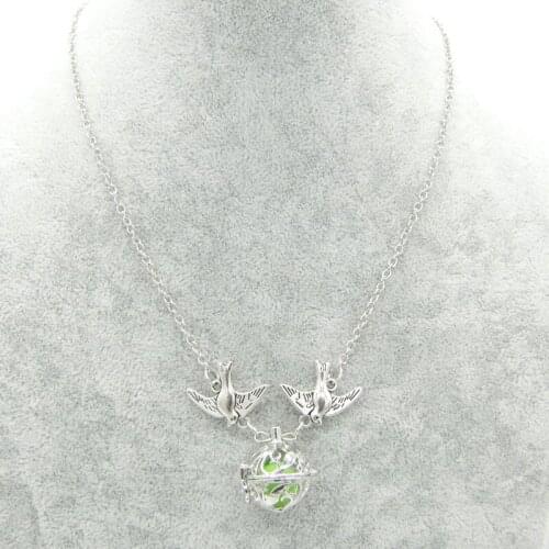 Interesting Design Swallow Lovers Flying to the Branch Locket Cage Fashion Essential Oil Diffuser Short Necklace
