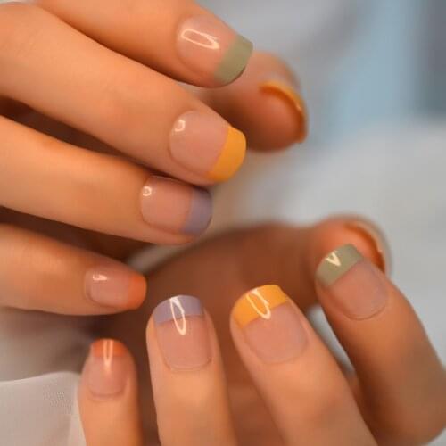 Designed Press On Nails Short UV Gel Fake Nails Set Clear False Nail Tips For Office Ladies Student Home DIY Salon Manciure