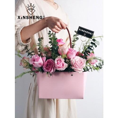 2pcs Gentle Pink Flower Box Folding PortableBag Bouquet Flower Packaging Material Floral Basket for Arranging paper gifts