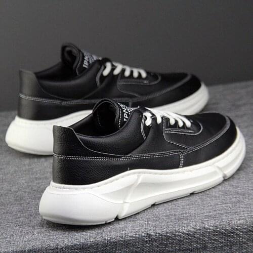 2021 new black and white thick-soled sneakers mens heightened lightweight breathable sneakers high-quality mens shoes