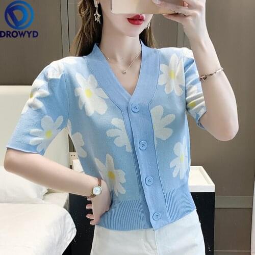 2021 Summer New Design Sense Versatile V-neck Daisy Jacquard Short-sleeved Sweater Cardigan Top Women Single-breasted Jacket Top