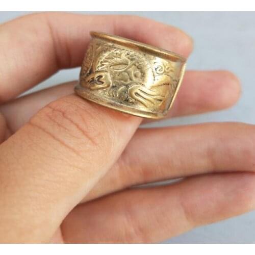 Collectable Chinese Brass Carved Animal Dragon And Phoenix Ring Exquisite Small Statues