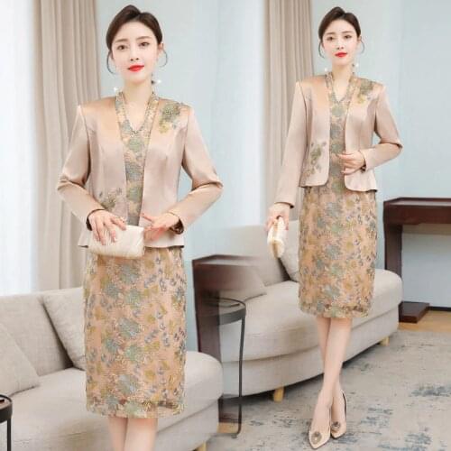 Ladies 2021 Spring Summer New Fashion Short Sleeve Embroidery Qipao Dress Blazer Coat Two Piece Suit Plus Size Elegant Set zh288