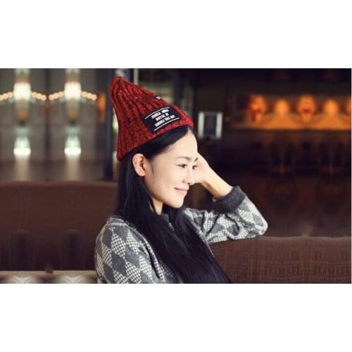 Warm Casual Style Female Beanie Hat Trendy Ribbed Knit Skully Hat For Women